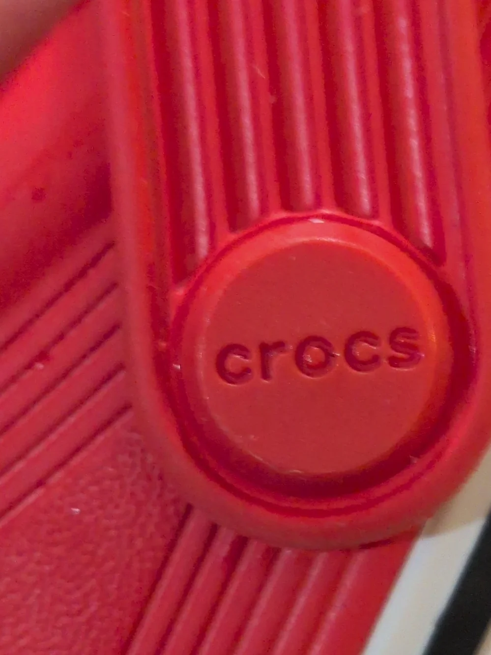 Crocs Off Court Clog Tomato Red Stripe Men's 11